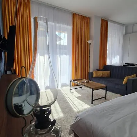 Swiss 8 Apartment