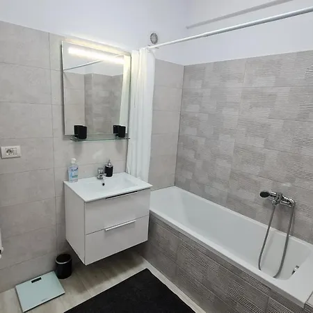 Apartment Swiss 8
